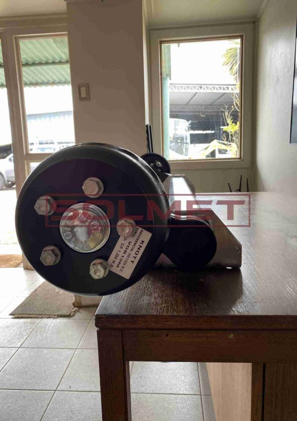Eje con freno Knott para 1350KG - Imagen 2